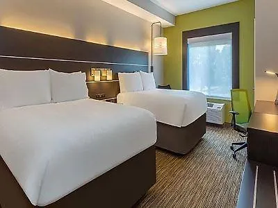 Holiday Inn Express Arrowood By Ihg Charlotte