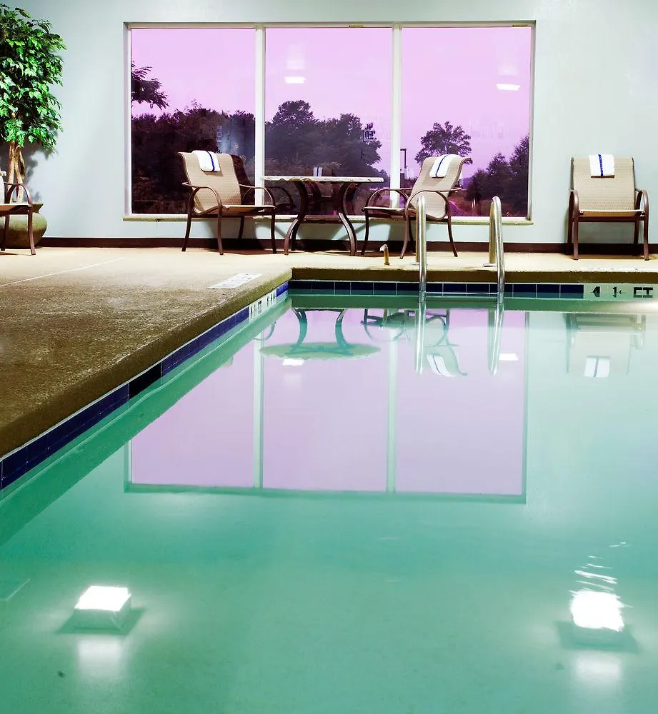 Hotel Holiday Inn Express Arrowood By Ihg Charlotte