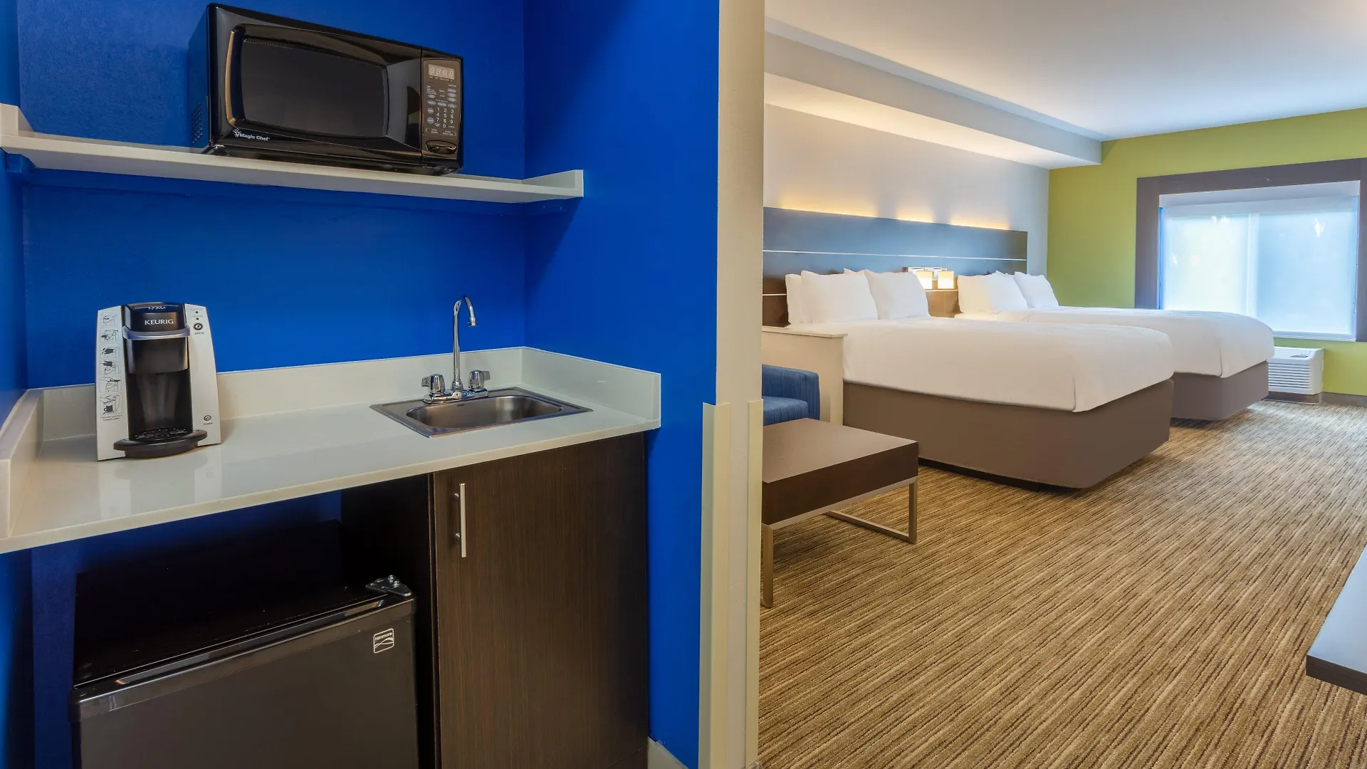 Holiday Inn Express Arrowood By Ihg Charlotte