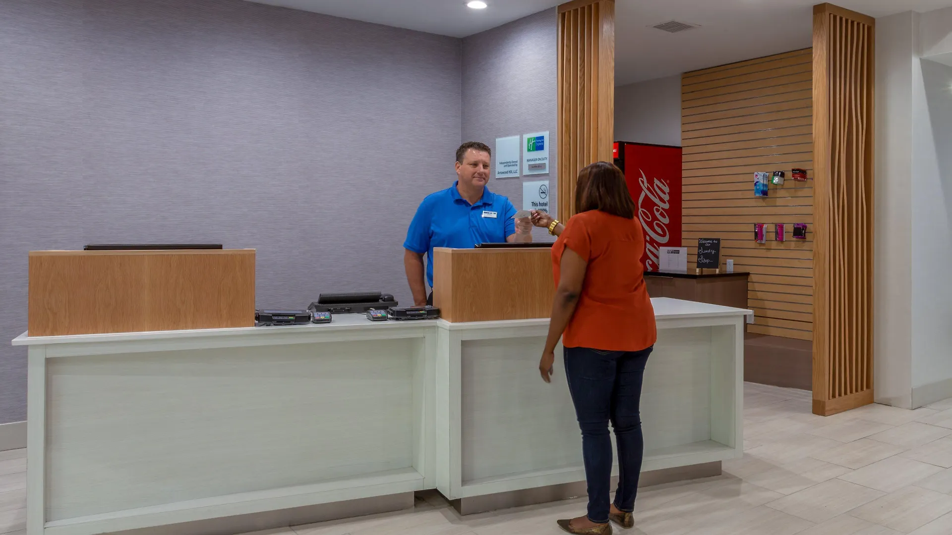Holiday Inn Express Arrowood By Ihg Charlotte 2*,