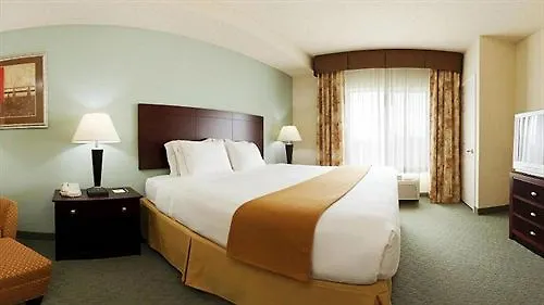 Holiday Inn Express Arrowood By Ihg Charlotte Hotel